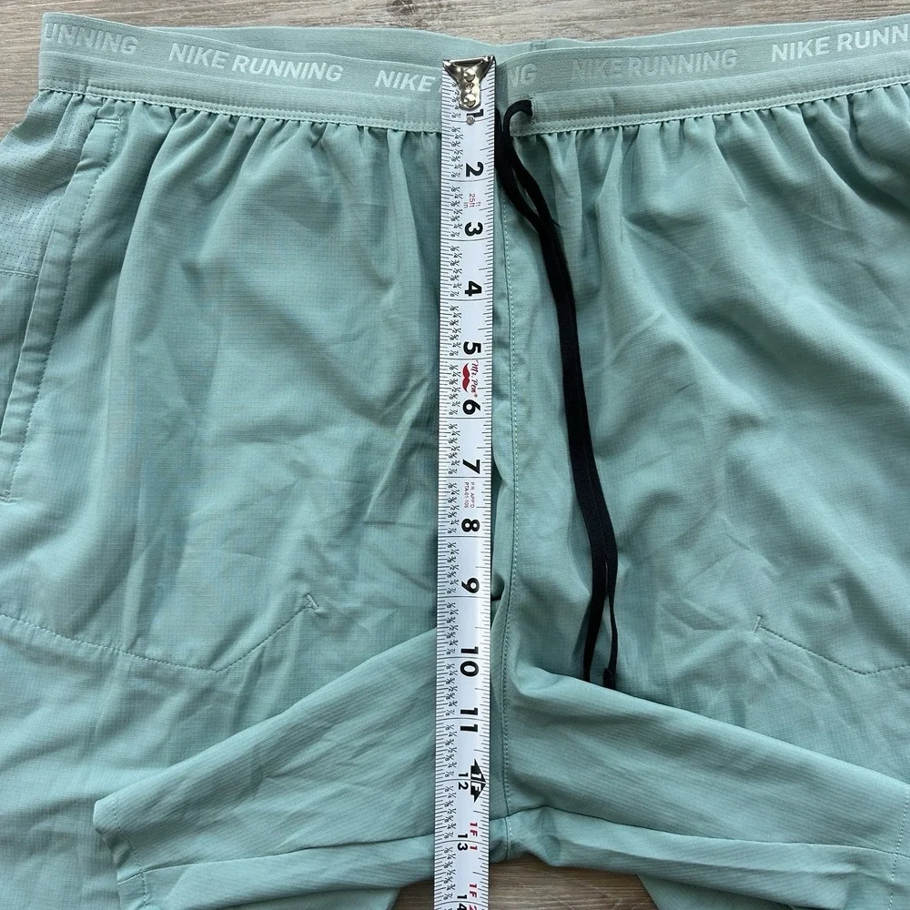 Nike Stride 2-in-1 Men's XL Light Green 7